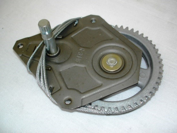 Imagen de MAQUINA ALZA CRISTAL IZQUIERDA CHEVROLET GM C10/D20