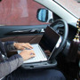 Imagen de BANDEJA/ESCRITORIO PARA AUTOS C/ENGANCHE EN EL VOLANTE