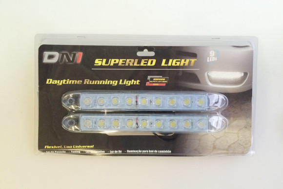 Imagen de PAR DE LUZ LED 9 LEDS 12V (PARA LUZ DE DIA/LUZ TRASERA)