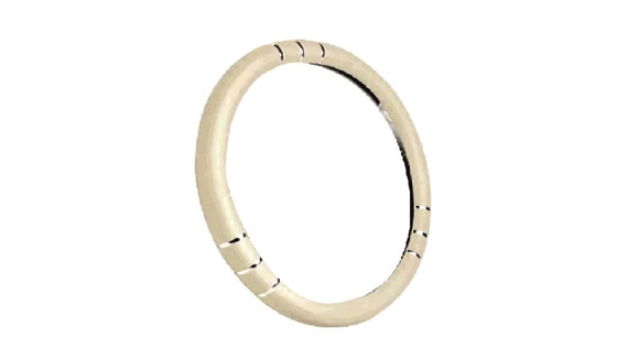 Imagen de CUBRE VOLANTE COLOR BEIGE CON DETALLE CROMADO