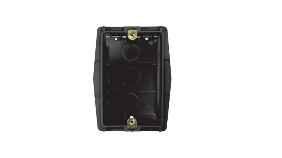 Imagen de CAJA EMBUTIR HONDA NEGRA 3 MODULOS CON GRAMPA METALICA