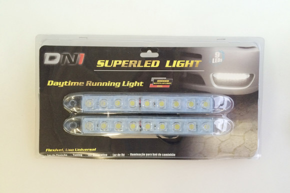 Imagen de PAR DE LUZ LED 9 LEDS 12V (PARA LUZ DE DIA/LUZ TRASERA)