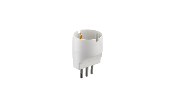 Imagen de ADAPTADOR  BLANCO TRES EN LINEA A SCHUKO 10AMP