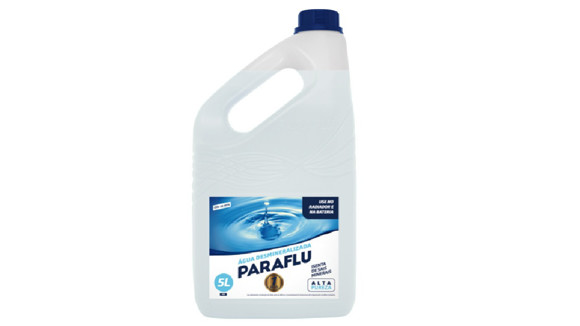 Imagen de AGUA DESMINERALIZADA PARA RADIADOR Y BATERIA 5LT PARAFLU                                                                