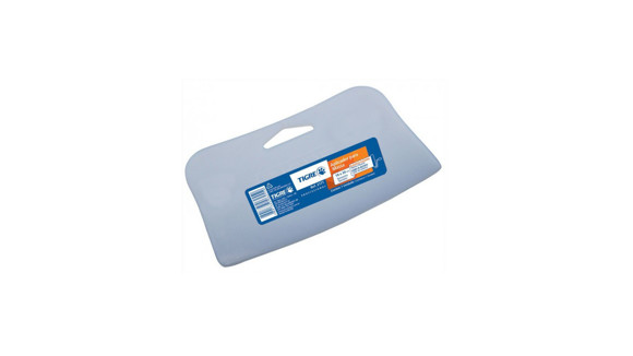 Imagen de ESPATULA PLASTICA BLANCA PARA APLICAR MASILLA 98X73MM