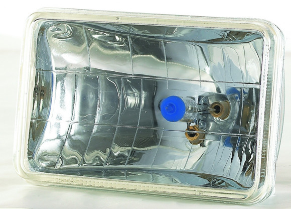 Imagen de OPTICA 12V FARO RECTANGUL 7' SELLADA C/LAMP 100/75W (6052)                                                              